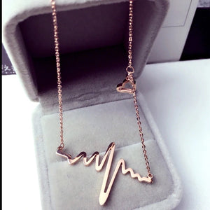 Heart beat Necklace
