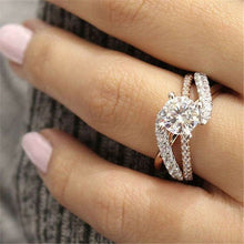 Load image into Gallery viewer, Glam Gold Classical Cubic Zirconia  Ring