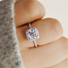 Load image into Gallery viewer, Glam Gold  Rose Gold Color 2cts AAA Zircon Engagement Wedding Band